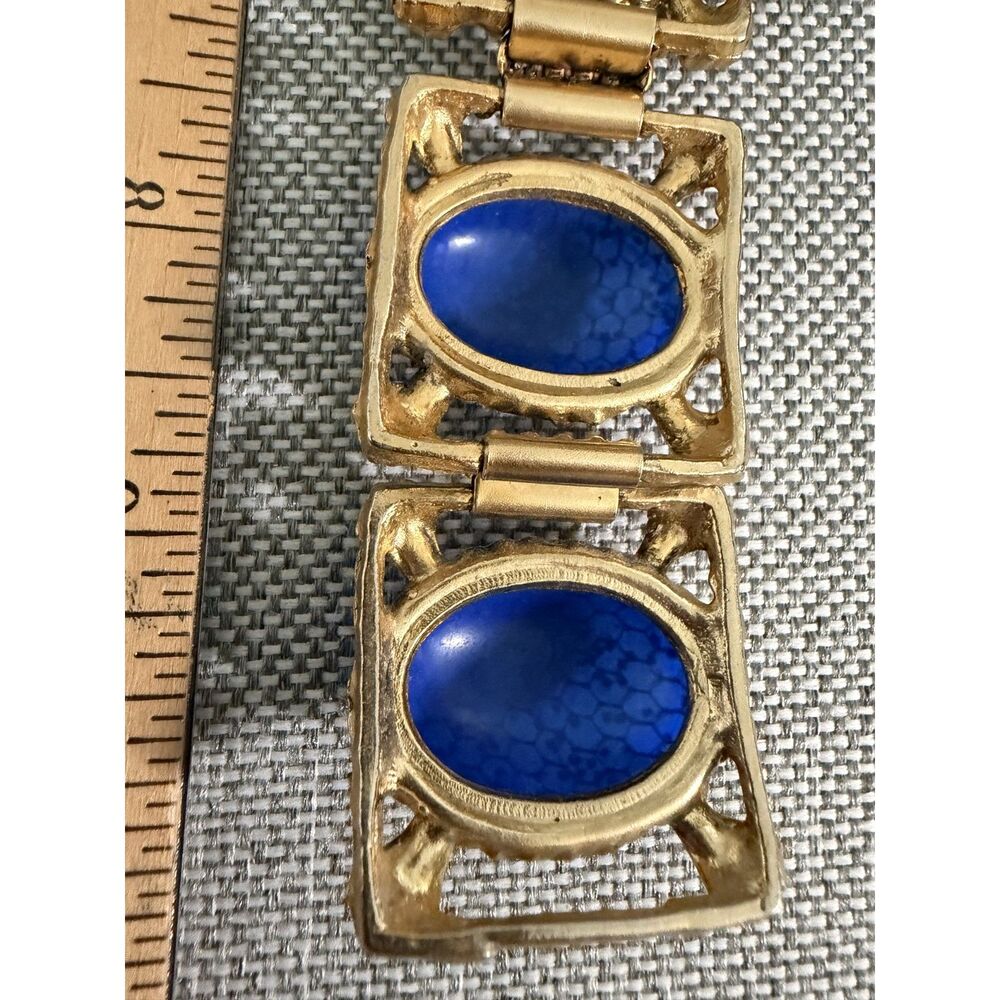 Vintage Gold toned metal link bracelet with deep blue cabochons speckled with go - Picture 11 of 12